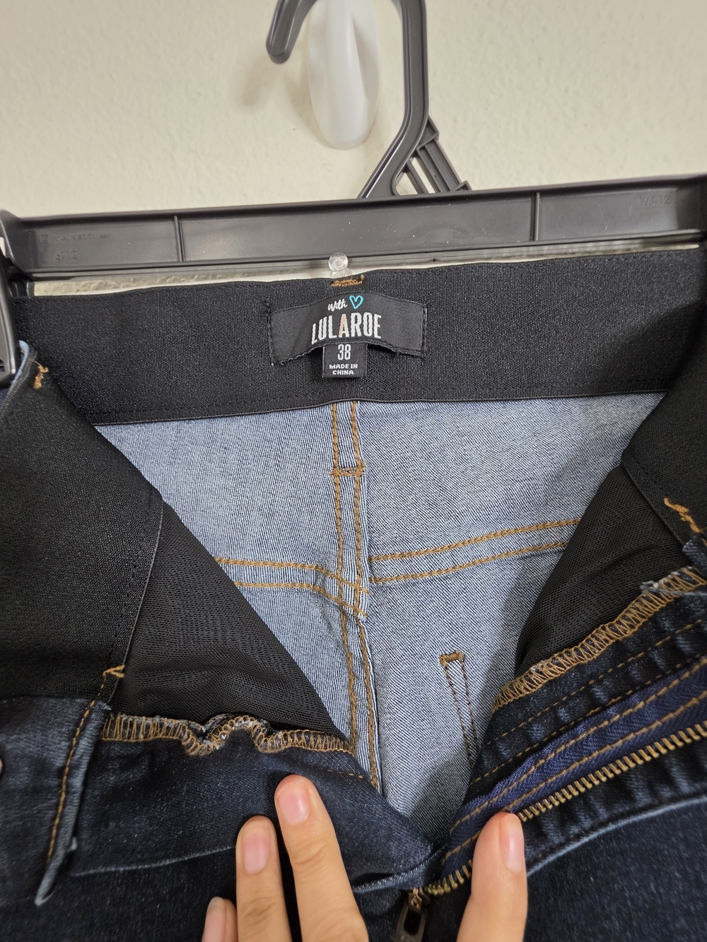 LuLaRoe Womens Size 38 Dark Wash Stretch Denim Straight Leg Jeans - Picture 3 of 13